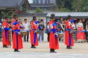 South Korea, SEOUL, Gyeongbokgung Palace, Sumunjang (Royal Guard) Changing Ceremony, SK402JPL