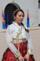 South Korea, SEOUL, Gyeongbokgung Palace, visitor in traditional Hanbok attire, SK498JPL