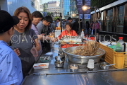 South Korea, SEOUL, Myeongdong, street food, food stalls, SK1312JPL