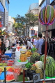 South Korea, SEOUL, Myeongdong, street food, food stalls, fruit and juices, SK1335JPL