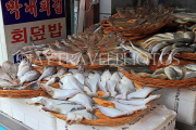 South Korea, SEOUL, Namdaemun Market, fish market, SK1160JPL