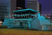 South Korea, SEOUL, Sungnyemun Gate, night view, illuminated, SK1002JPL