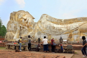 THAILAND, Ayutthaya, Wat Lokaya Sutha, reclining Buddha (Phra Buddha Sai Yat), THA2703JPL