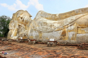 THAILAND, Ayutthaya, Wat Lokaya Sutha, reclining Buddha (Phra Buddha Sai Yat), THA2709JPL