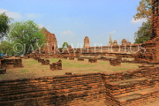 THAILAND, Ayutthaya, Wat Phra Mahathat complex ruins, THA2646JPL