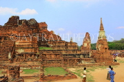 THAILAND, Ayutthaya, Wat Phra Mahathat complex ruins, THA2651JPL