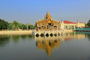 THAILAND, Bang Pa-In (nr Ayutthaya), Aisawan Thiphya pavilion, THA2587JPL