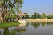 THAILAND, Bang Pa-In (nr Ayutthaya), Krachom Trae Pavilion by the lake, THA2613JPL