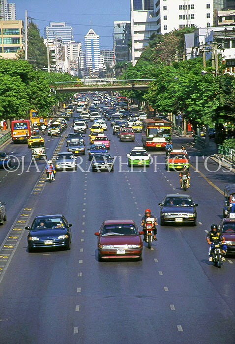 THAILAND, Bangkok, Rama 1 Road and traffic, THA928JPL