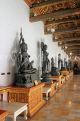 THAILAND, Bangkok, WAT BENCHAMABOPHIT, cloister with Buddha statues, THA3032JPL