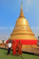 THAILAND, Bangkok, WAT SAKET (Golden Mount Temple), gilded stupa and monks, THA3331JPL