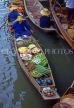 THAILAND, Damnoen Saduak (Floating Market), sampan with vegetables, snacks, THA1303JPL