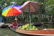 THAILAND, Damnoen Saduak (Floating Market), vendor in sampan, THA2940JPL