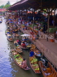 THAILAND, Damnoen Saduak (Floating Market), vendors in sampans, THA1059JPL