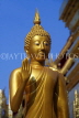 THAILAND, Northern Thailand, Chiang Mai, Doi Suthep temple, Golden Buddah statue, THA162JPL