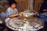 THAILAND, Northern Thailand, Chiang Mai, artist making parasols, THA1962JPL