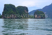 THAILAND, Phang Nga Bay, limestone islands, islet rock formations, THA4243JPL