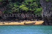 THAILAND, Phang Nga Bay, limestone islands, small beach, THA4334JPL