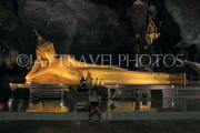 THAILAND, Phang Nga Province, KHAO LAK, Wat Suwan Khuha cave temple, reclining Buddha, THA4343JPL