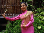 THAILAND, Rose Garden, 'Fingernail' dancer (of northern region), THA1215JPL