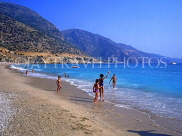 TURKEY, Fethiye area, Beach and holidaymakers, TUR733JPL