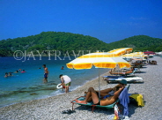 TURKEY, Fethiye area, Olu Deniz, beach and holidaymakers, TUR294JPLA