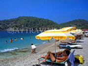 TURKEY, Fethiye area, Olu Deniz, beach and holidaymakers, TUR295JPLA