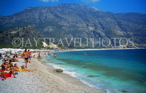 TURKEY, Fethiye area, Olu Deniz, beach and holidaymakers, TUR667JPL