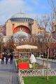 TURKEY, Istanbul, Hagia Sophia (Ayasofya mosque), and snack stalls, TUR920JPL