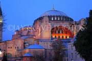 TURKEY, Istanbul, Hagia Sophia (Ayasofya mosque) basilica, fountain, night view, TUR1406JPL
