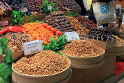 TURKEY, Istanbul, Spice Bazaar (Egyptian Bazaar), dried fruit and nuts on display, TUR1370JPL