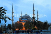 TURKEY, Istanbul, Sultan Ahmet Mosque (Blue Mosque), dusk view, TUR830JPL