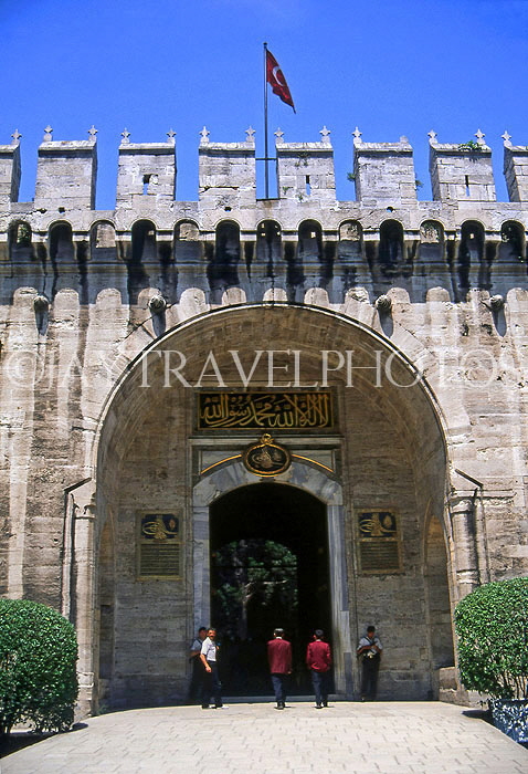 TURKEY, Istanbul, Topkapi Palace, 'Gateway to the Empire', TUR625JPL