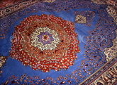 TURKEY, Istanbul, shopping, hand woven silk carpet, TUR267JPL