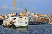 TURKEY, Istanbul, the Bosphorus, and ferry, TUR1022JPL