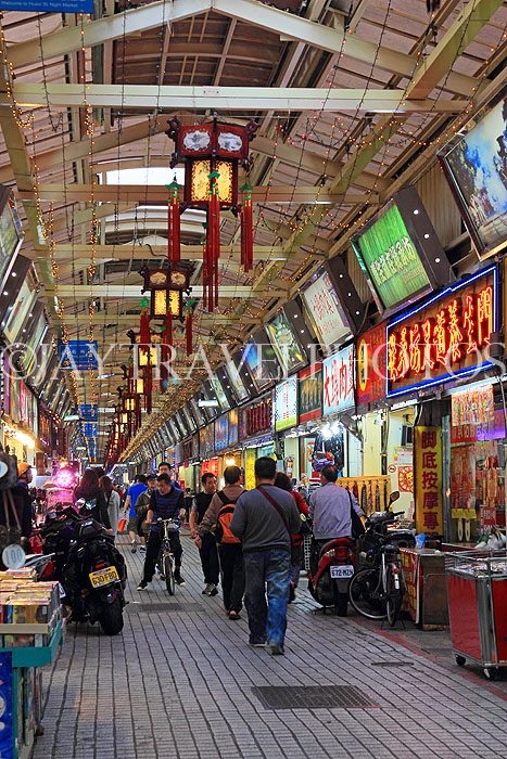 Taiwan, TAIPEI, Huaxi Street Night Market, TAW501JPL