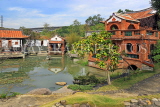 Taiwan, TAIPEI, Lin An Tai House & Museum, Moon Pond, Yu Chain Lou Pavilion (right), TAW914JPL