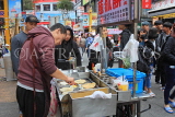 Taiwan, TAIPEI, Ximending Shopping District, street food, mobile stalls, TAW1296JPL