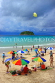Thailand, PHUKET, Kata Beach, sunshades and holidaymakers, THA3703JPL