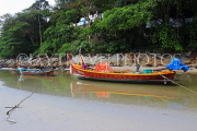 Thailand, PHUKET, Kata Beach, traditional fishing boats, THA3813JPL