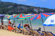 Thailand, PHUKET, Patong Beach, sunshades and sunbeds, THA4118JPL