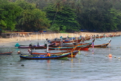 Thailand, PHUKET, Rawai, fishing village, beach and fishing boats, THA3984JPL
