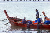 Thailand, PHUKET, Rawai, fishing village, fishermen in their boat, THA3997JPL