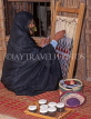 UAE, DUBAI, Bedouin woman, weaving, DUB188JPL