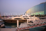 UAE, DUBAI, Jumeirah Beach Hotel, and marina, UAE326JPL