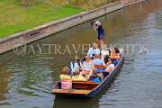UK, Cambridgeshire, CAMBRIDGE, punting in River Cam, punting tours, UK34951JPL