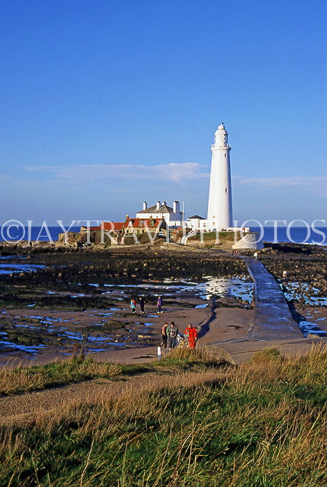UK, Northumberland, WHITLEY BAY, St Mary's Island Lighthouse and coast, UK6124JPL