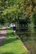 UK, Oxfordshire, OXFORD, Oxford Canal, canalside and houseboat, UK13158JPL