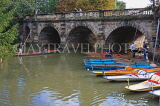 UK, Oxfordshire, OXFORD, punts and rowing boats, by Magdalen Bridge boathouse, UK13035JPL