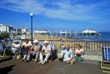 UK, Sussex, EASTBOURNE, promenade with people on deckchairs, UK4436JPL